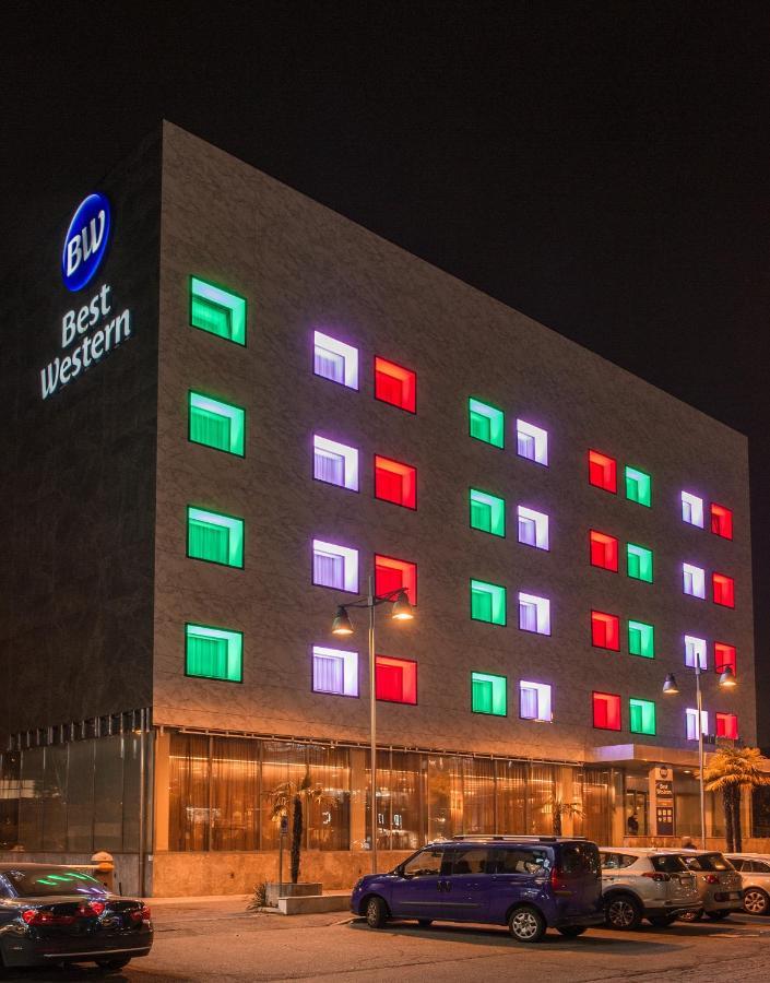 Best Western Hotel Goldenmile Milan Треццано-суль-Навільйо Екстер'єр фото