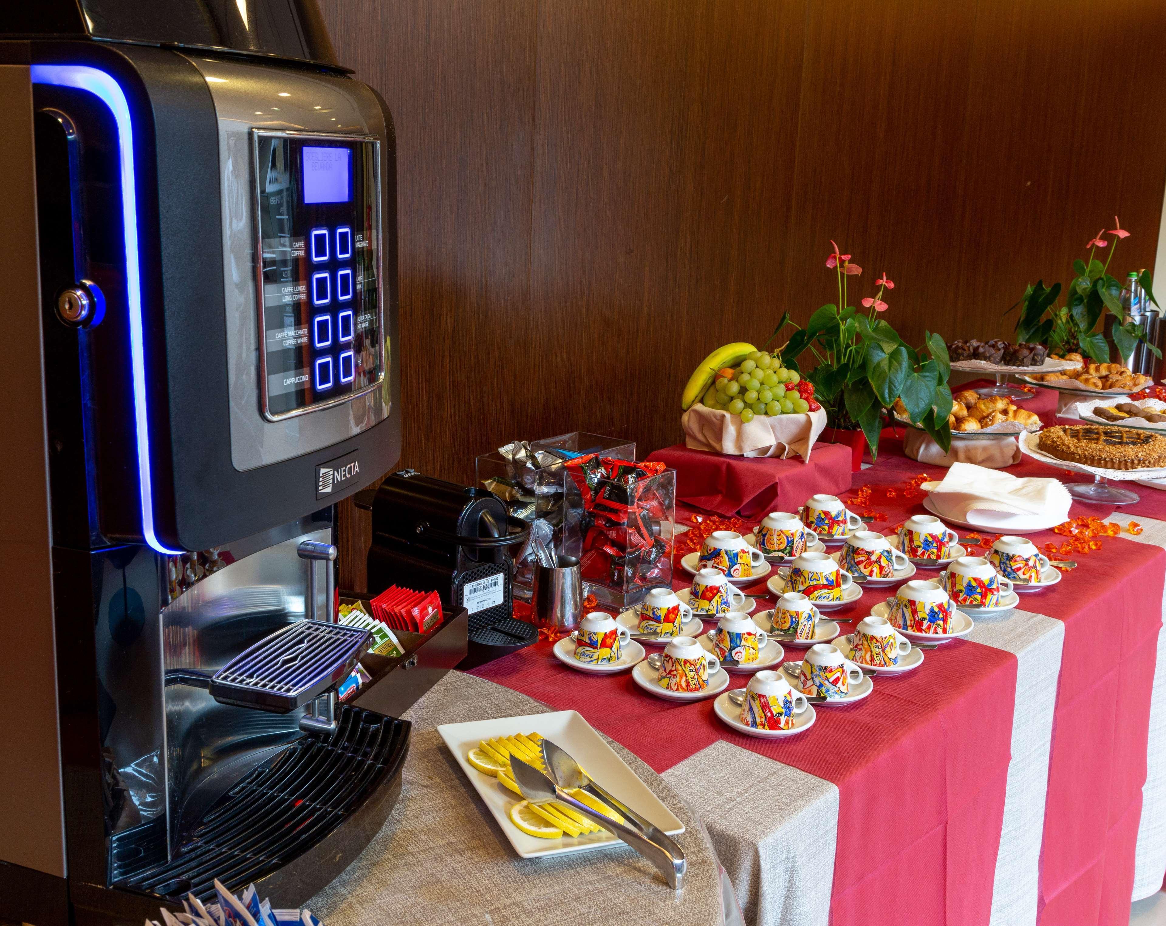 Best Western Hotel Goldenmile Milan Треццано-суль-Навільйо Екстер'єр фото